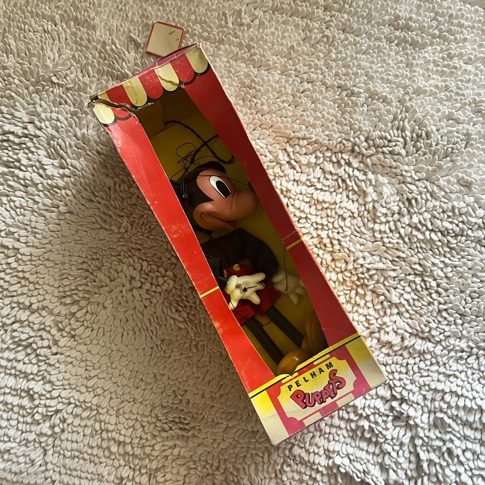 Vintage Pelham Mickey puppet